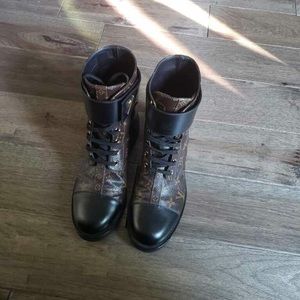 Louis Vuitton Women’s Boots